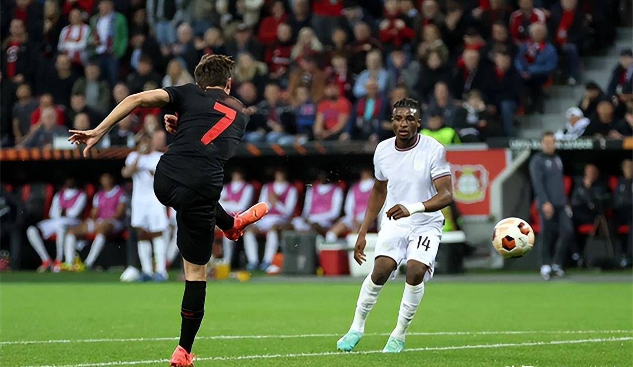 勒沃库森队在比赛中取得连胜，士气高涨的简单介绍