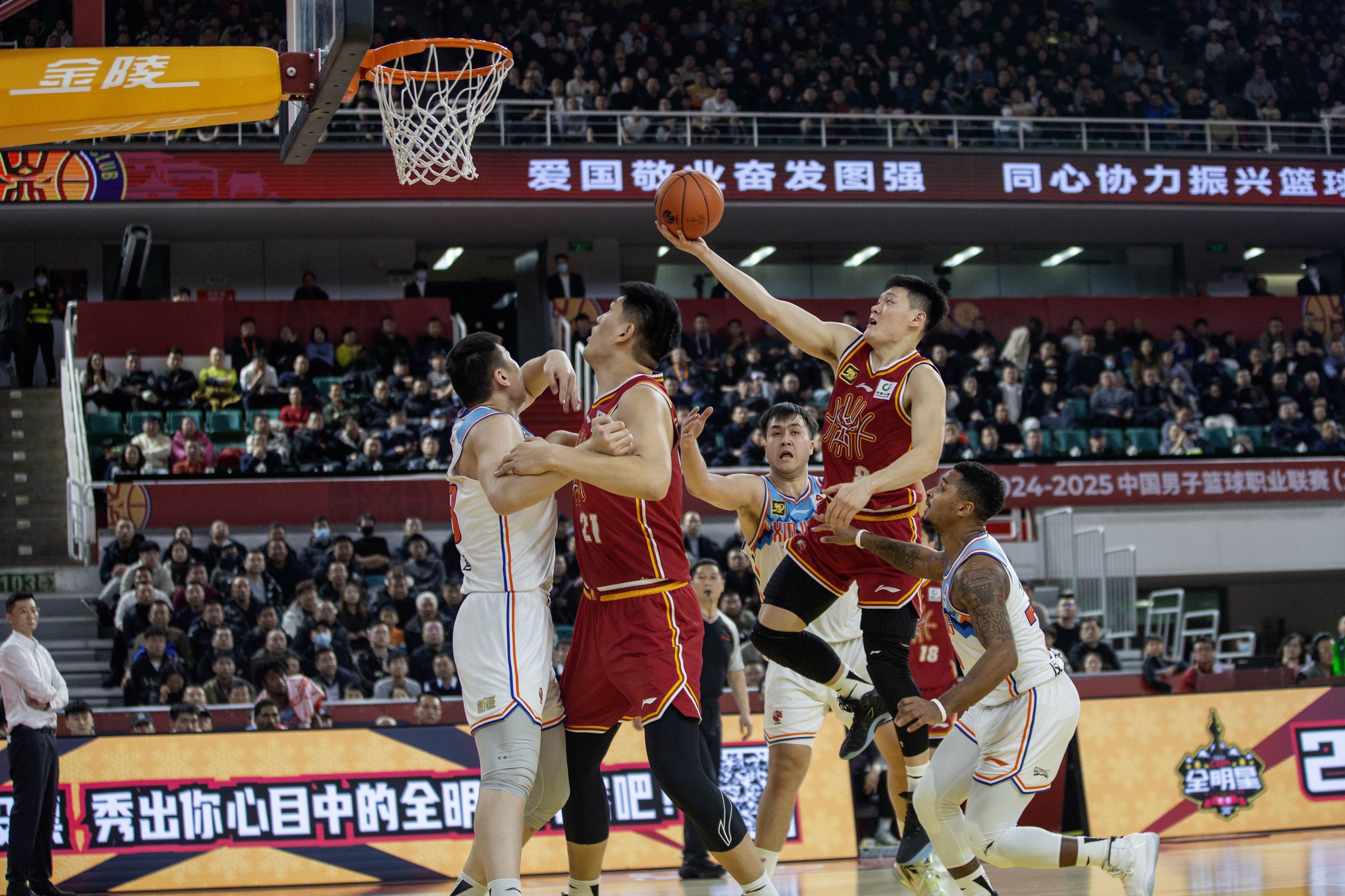 福建男篮逆转江苏队，晋级全国篮球联赛决赛的简单介绍