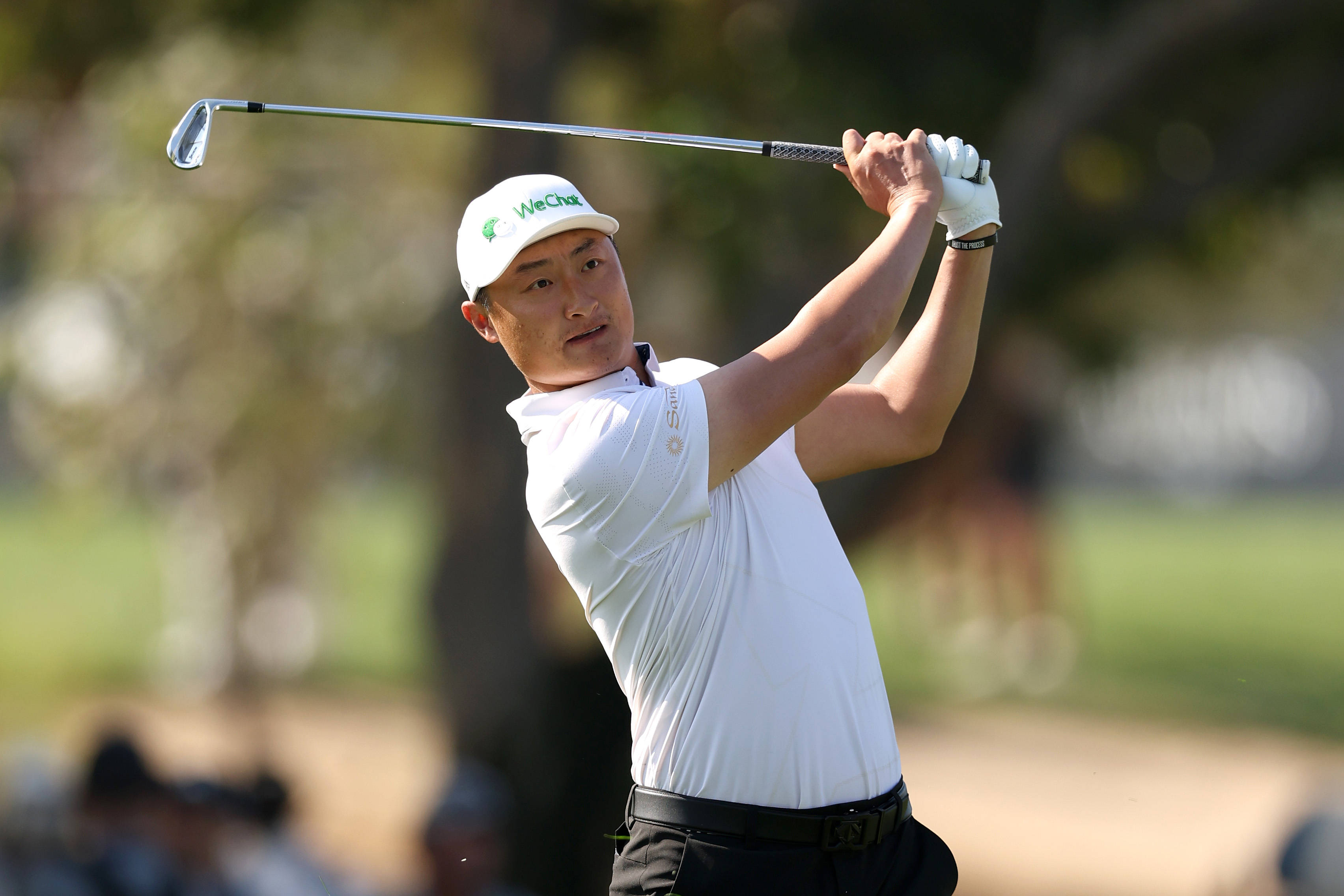 全民热议新晋冠军,精神面貌鼓舞人心的简单介绍 全民热议新晋冠军,精神面貌鼓舞人心的简单介绍