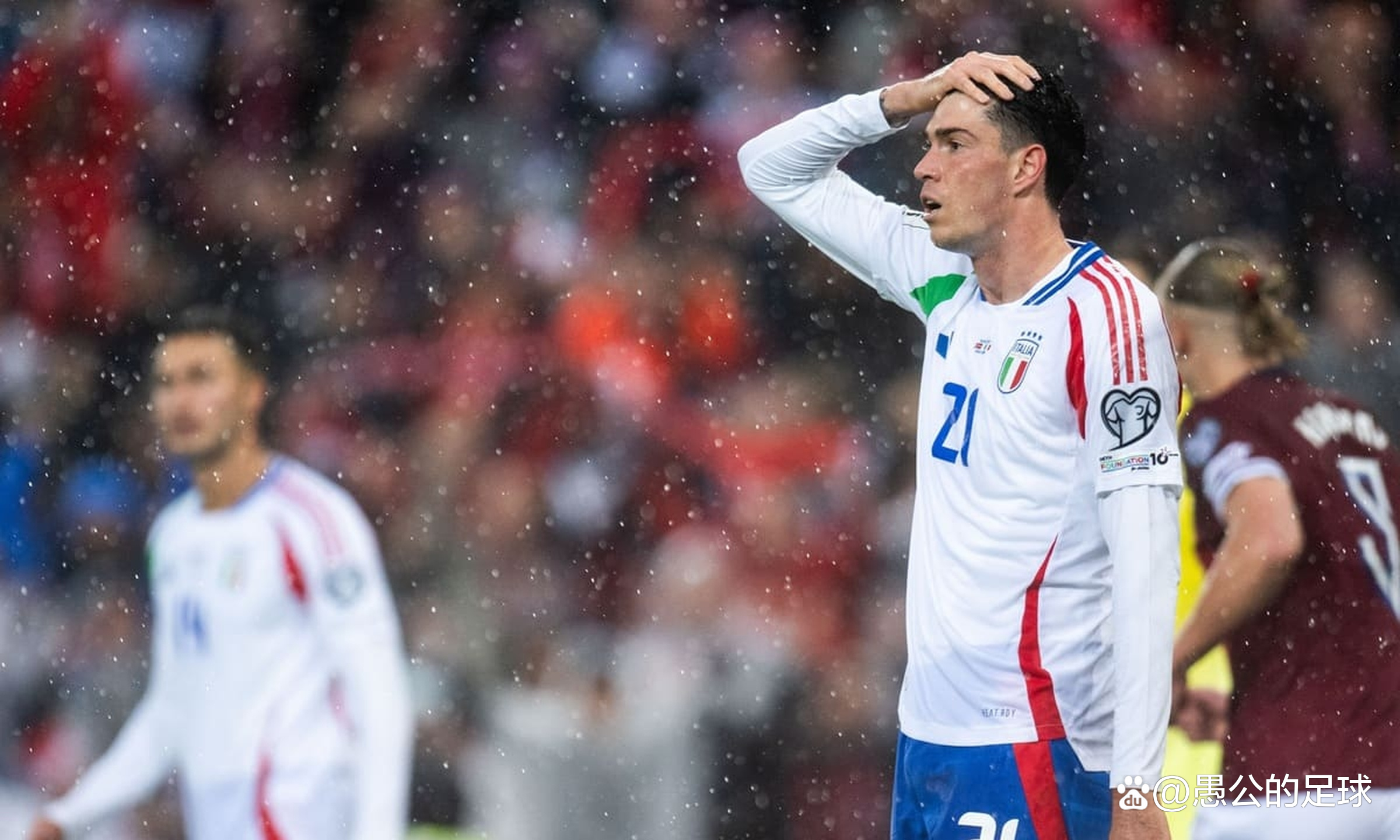 包含葡萄牙险胜意大利队，哈兰德帽子戏法美洲杯的词条