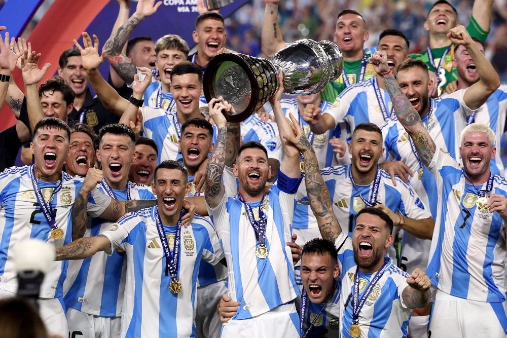 阿根廷出线!梅西大四喜带队晋级 阿根廷出线!梅西大四喜带队晋级