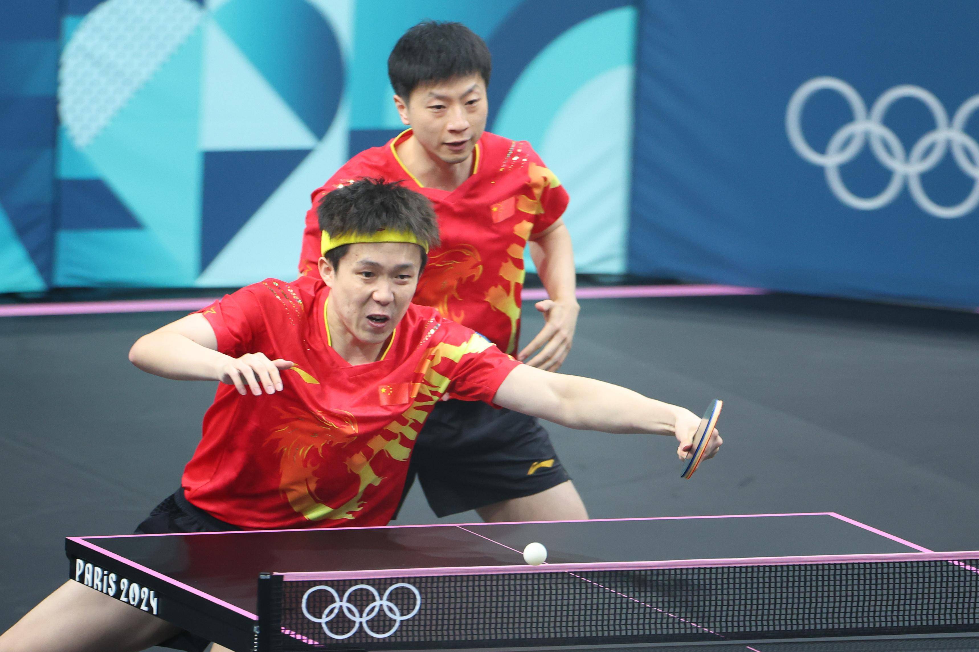 包含韩国乒乓球队鏖战中国乒乓球队，马龙惊艳世界的词条