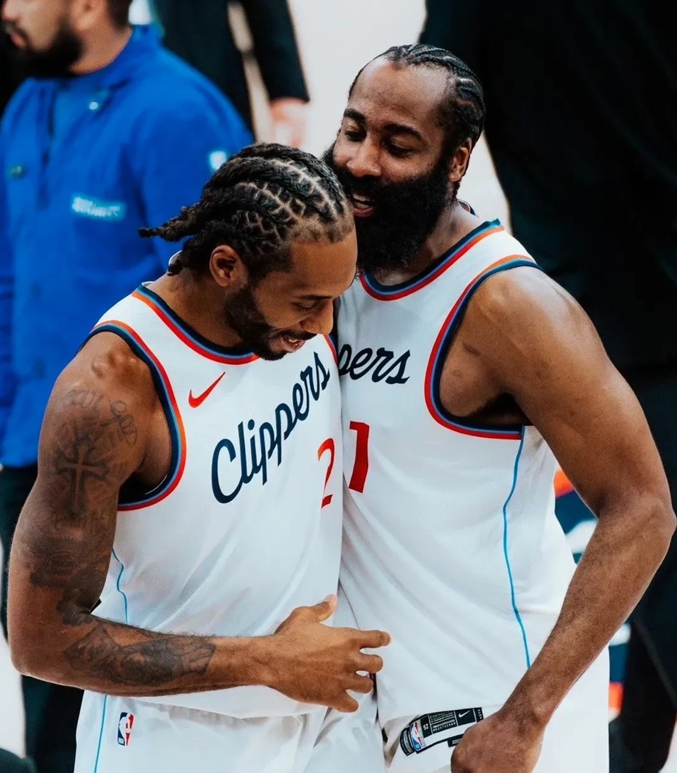 快船轻取鹈鹕，恩比德高光表现