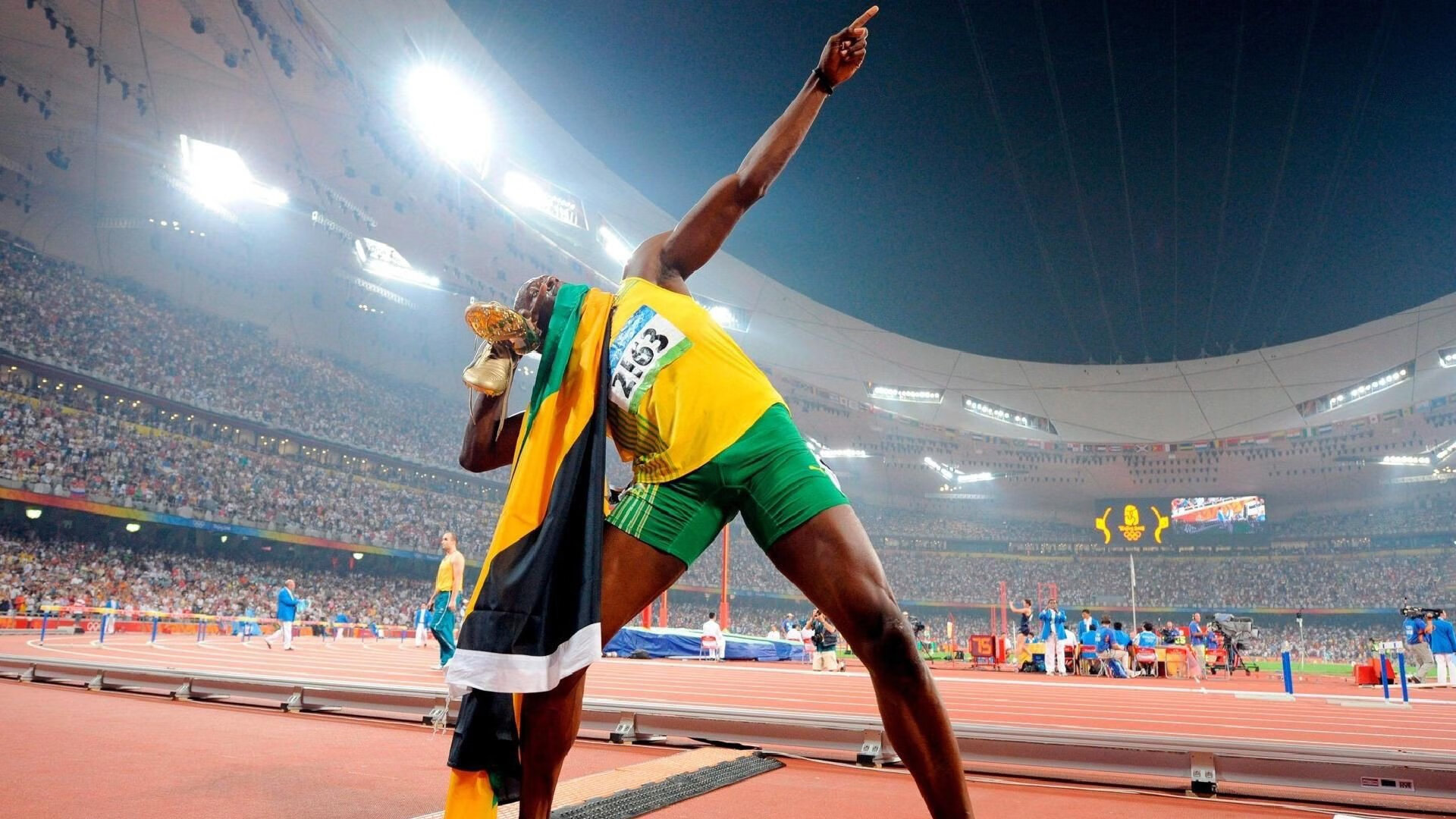 摩纳哥锋刃破冰芬兰防线，阿圭罗一锤定音显杀手本色