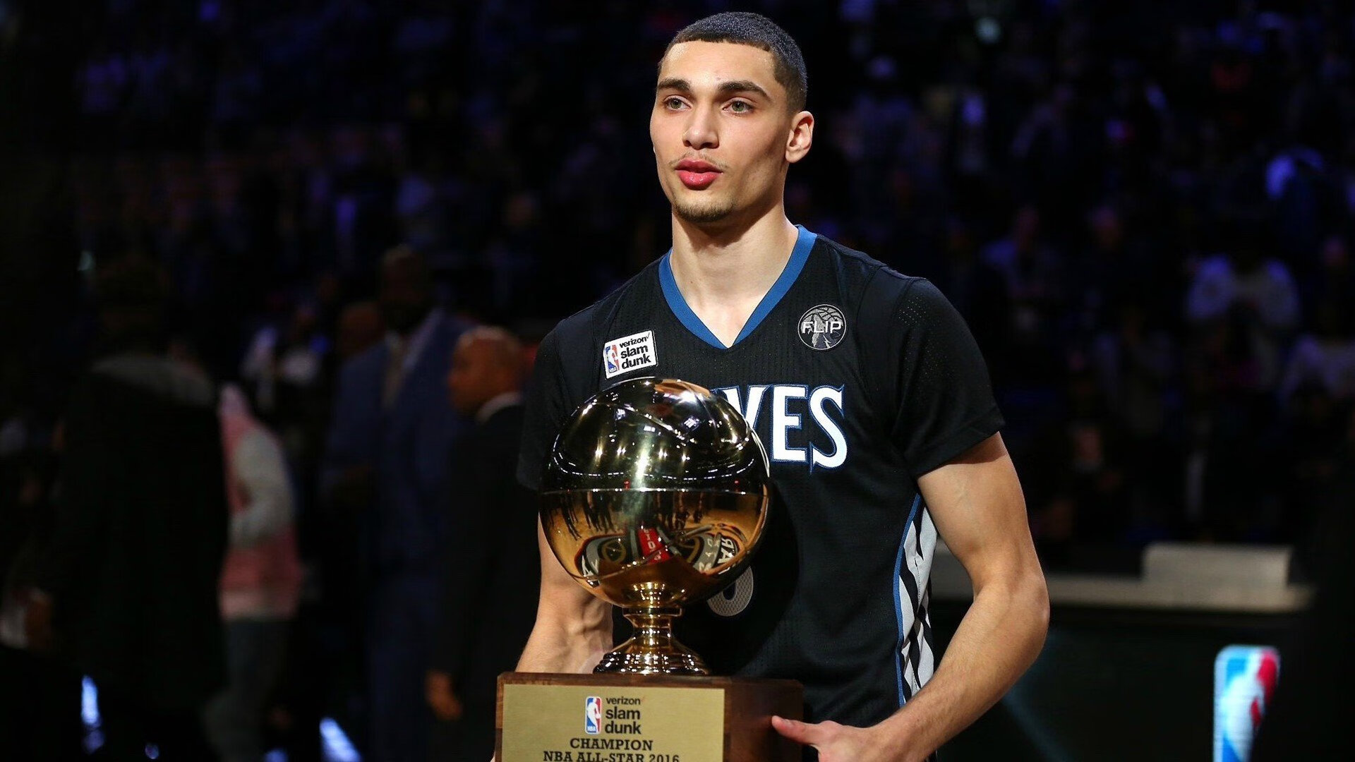 弱旅之中,星光璀璨,哈利伯顿在活塞与鹈鹕之战中诠释何为高能输出