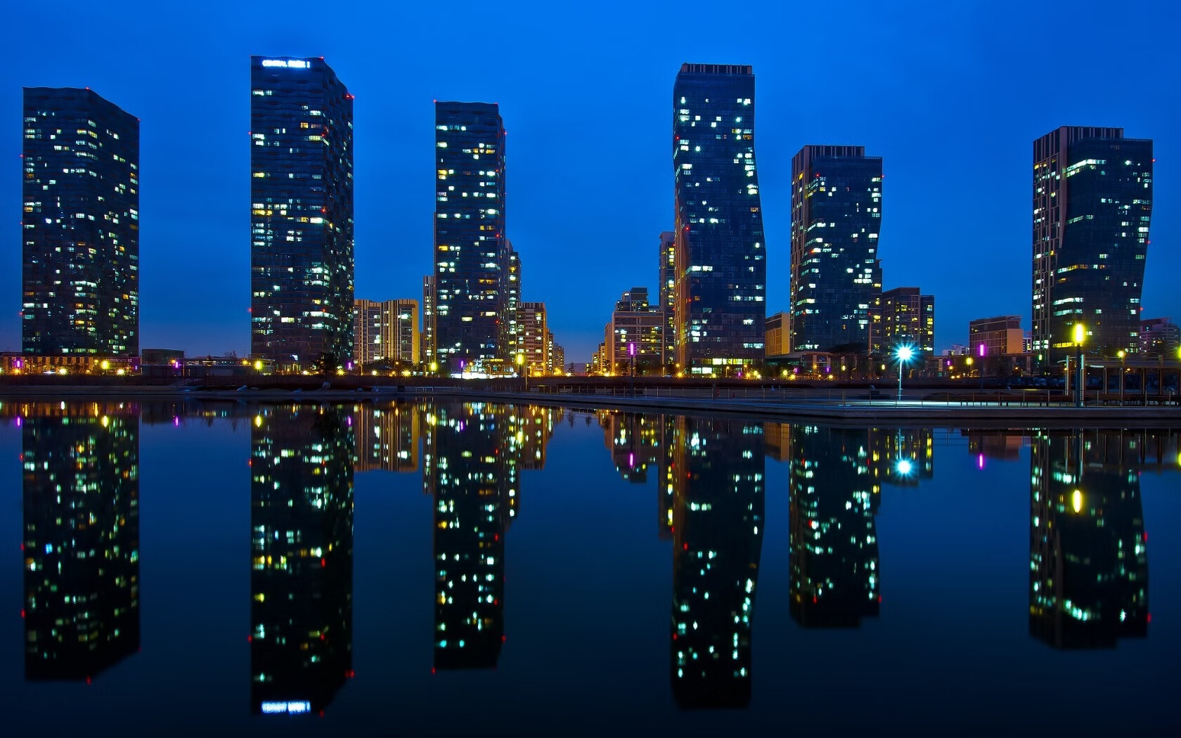 阿尔瓦雷斯爆发助哥斯达黎加制霸墨西哥，中北美足球新篇章