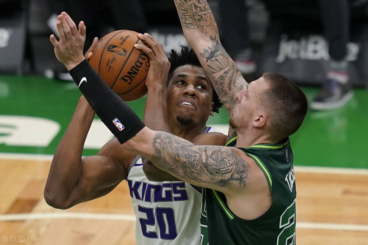 福克斯全程高能输出,骑士最后时刻击败凯尔特人 福克斯全程高能输出,骑士最后时刻击败凯尔特人