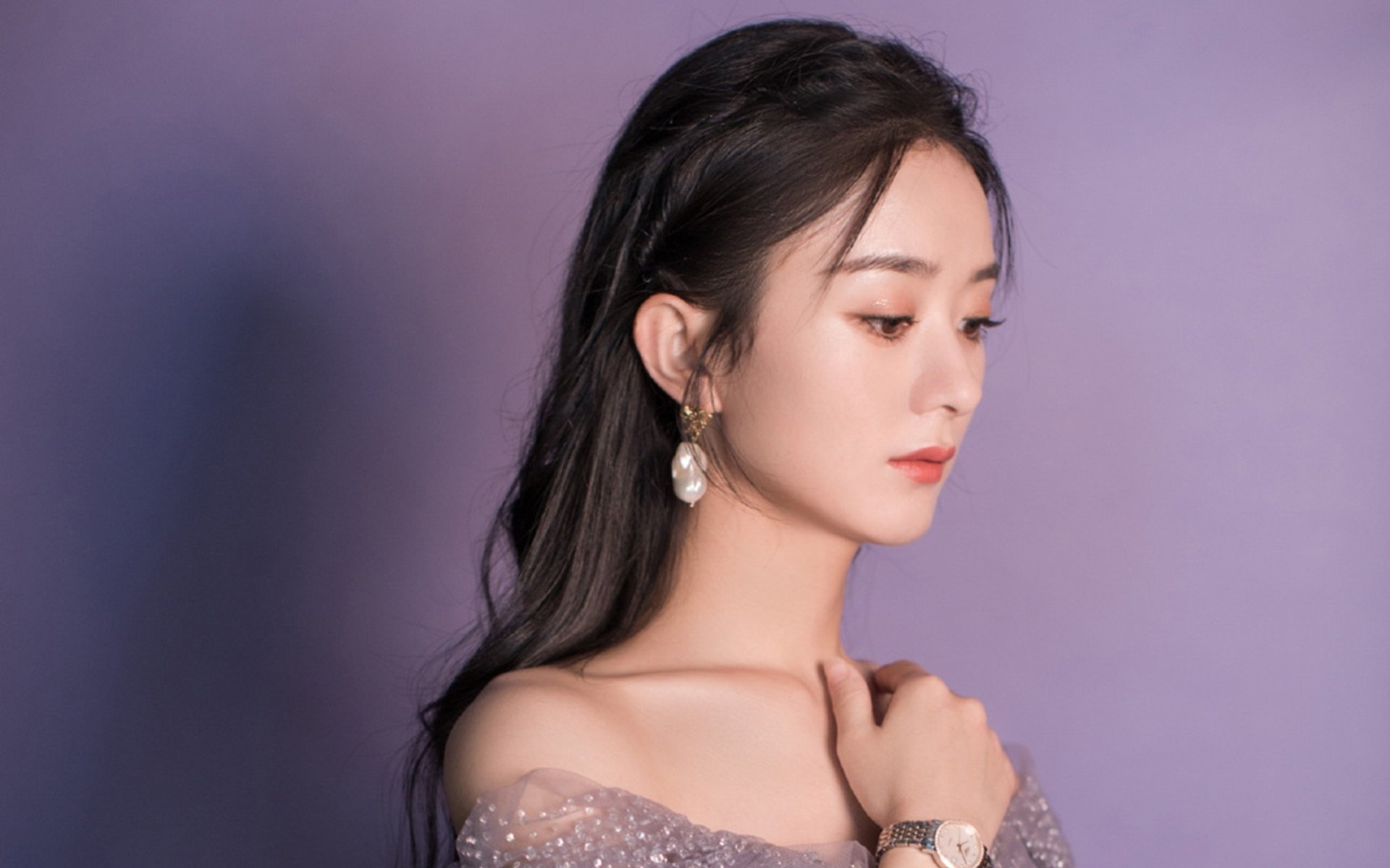 雷霆主场完胜爵士,布克制胜表现引领胜利狂潮