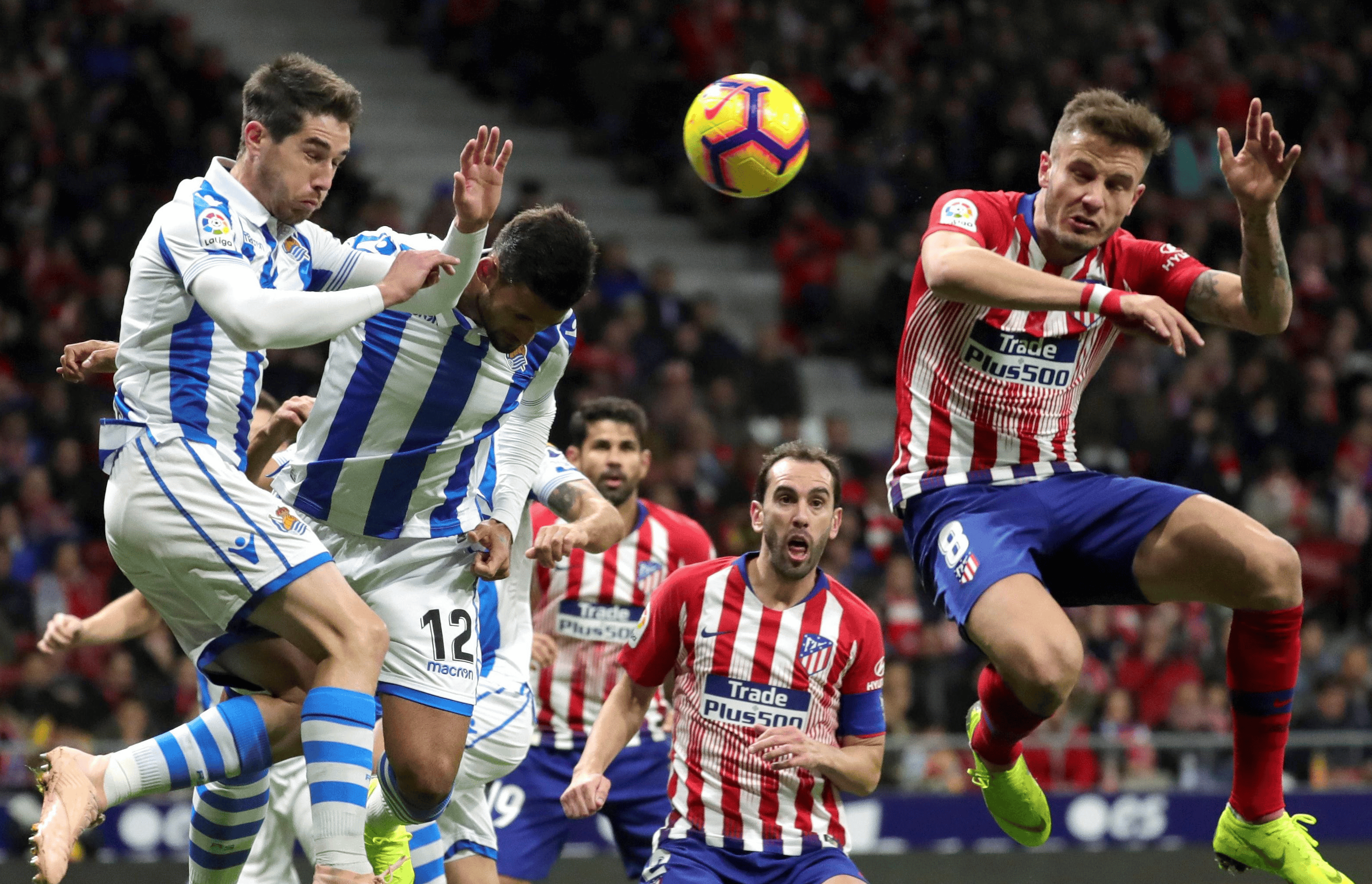 欧冠淘汰赛焦点战，骑士加时取胜热火